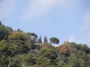 Xtrallusion photo gallery of Italy. Photos, pictures, images and photographs of the Italian Rivieras, the Italian Lakes, the Italian Alps, the Cinque Terre, the Amalfi coast and some of the most beautiful corners of Italy. Plus photos of Italian cities such as Pisa, Milan, Genoa and Rome.